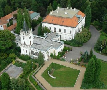 Building of the Arboretum Mlynany